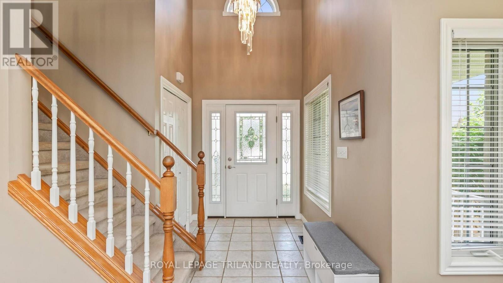 17 Windemere Place, St. Thomas, Ontario  N5R 6H3 - Photo 4 - X13544644