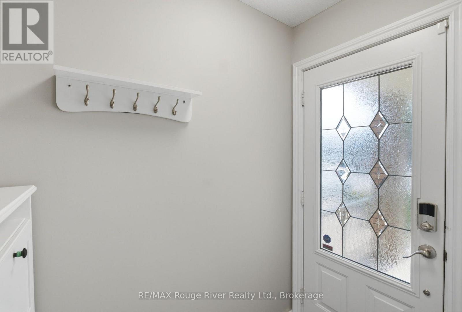 2125 Scottscraig Drive, Oshawa, Ontario  L1L 1C2 - Photo 2 - E13544674