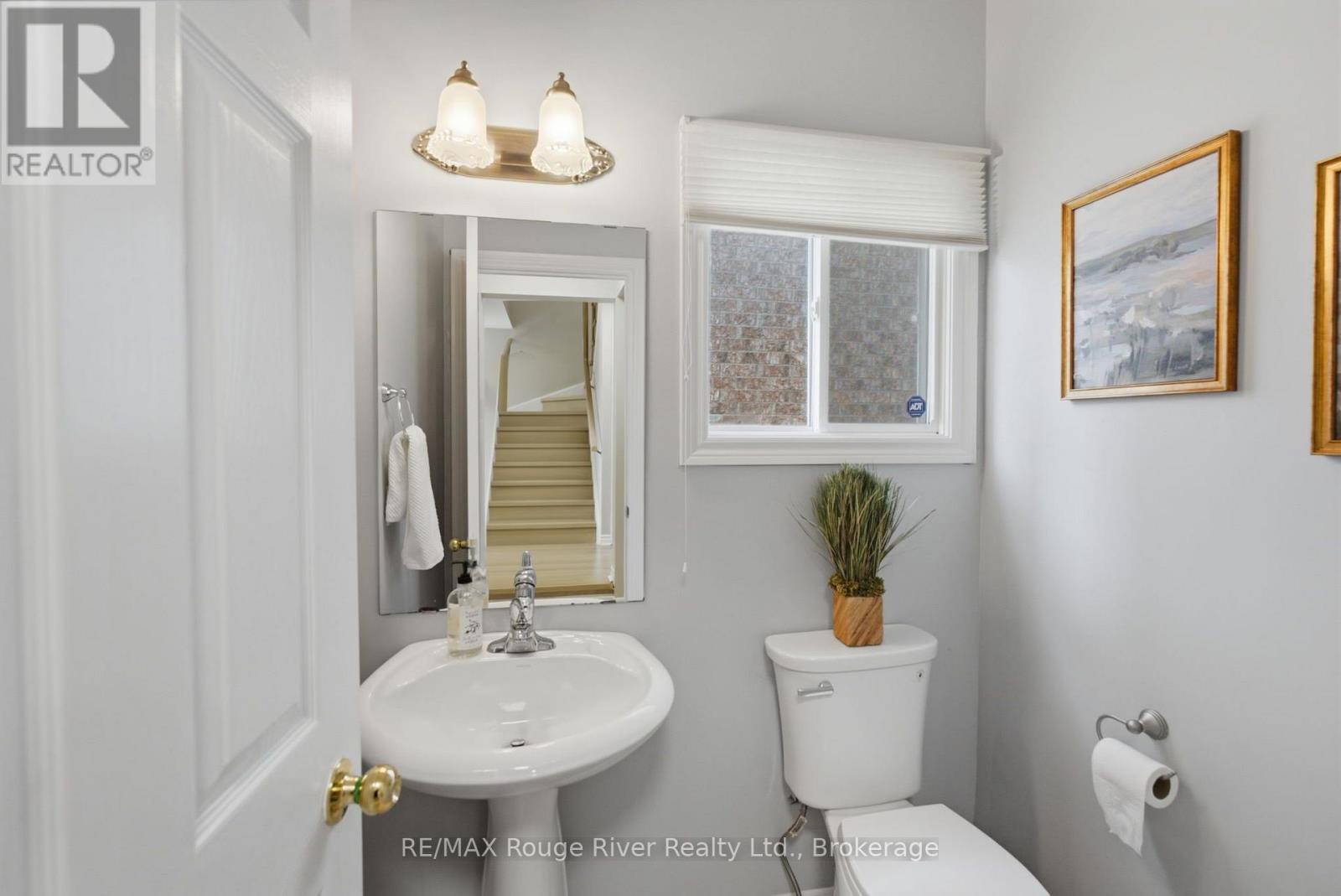 2125 Scottscraig Drive, Oshawa, Ontario  L1L 1C2 - Photo 5 - E13544674