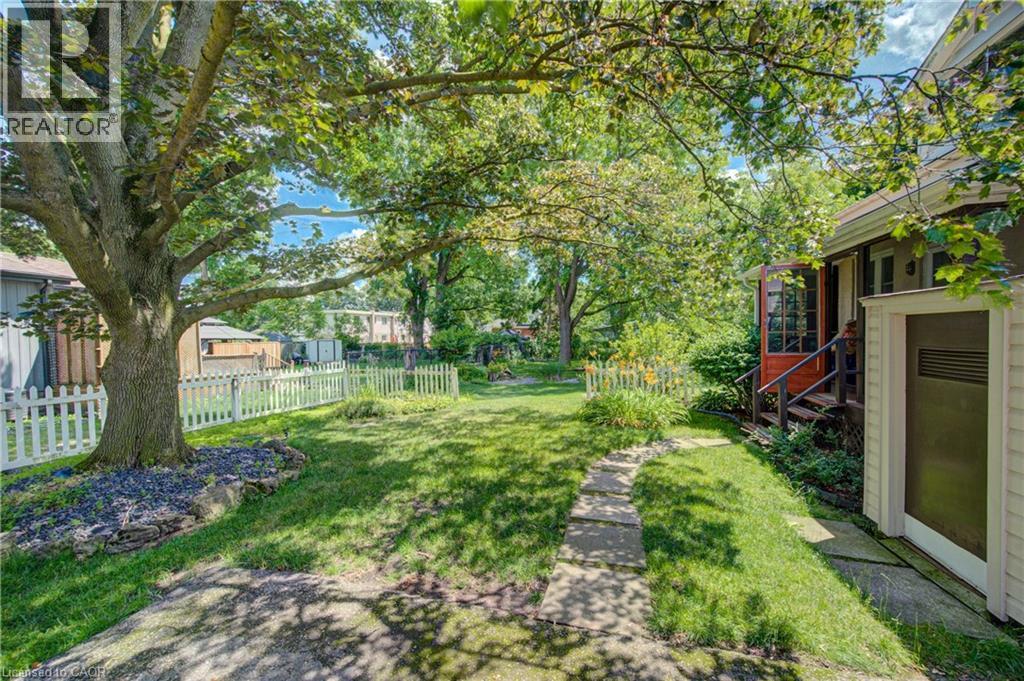 41 Dumfries Street, Cambridge, Ontario N1S 1Y6 - Photo 30 - 40845076