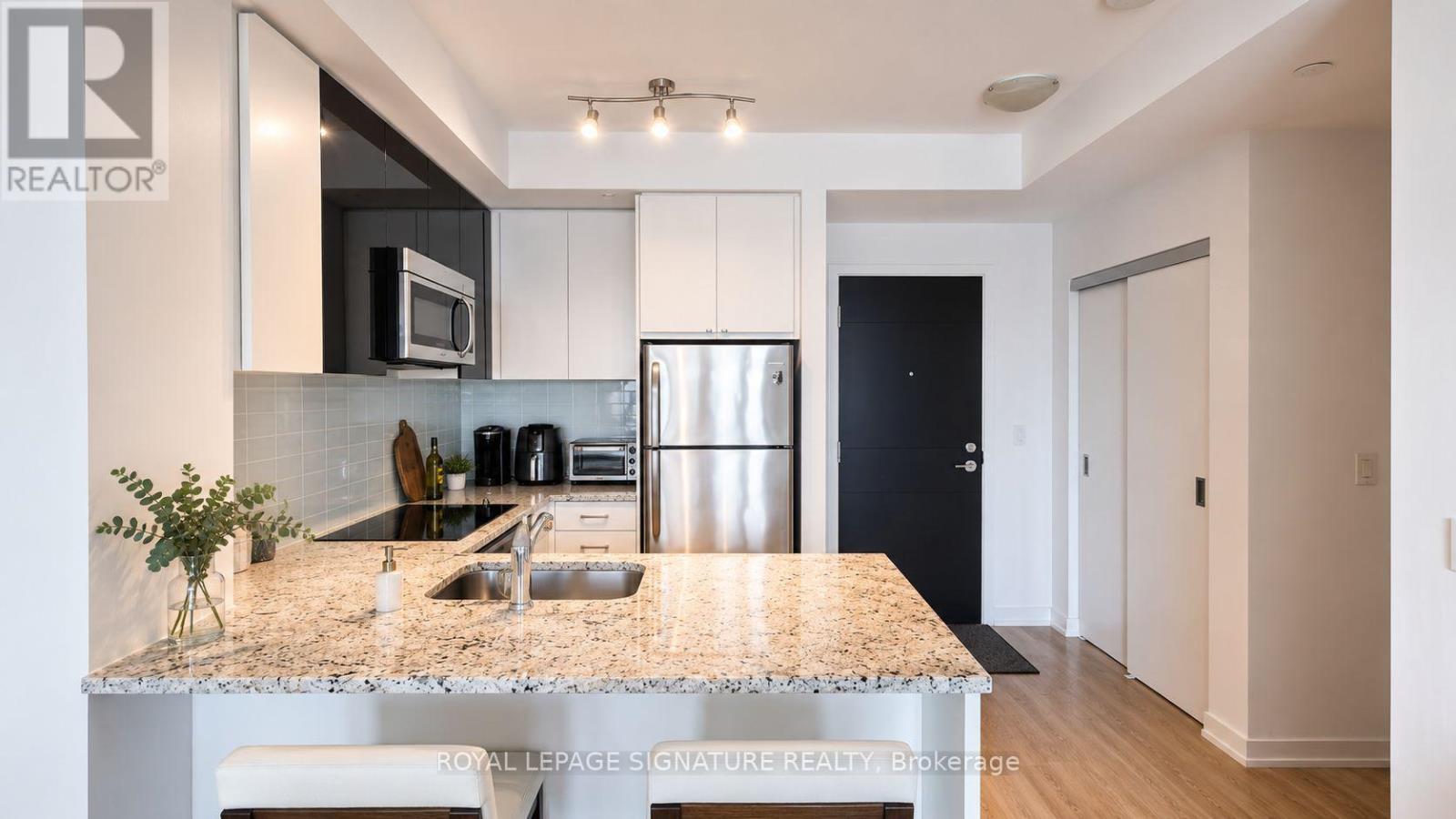 1708 - 89 Dunfield Avenue, Toronto, Ontario  M4S 0A4 - Photo 7 - C13544538