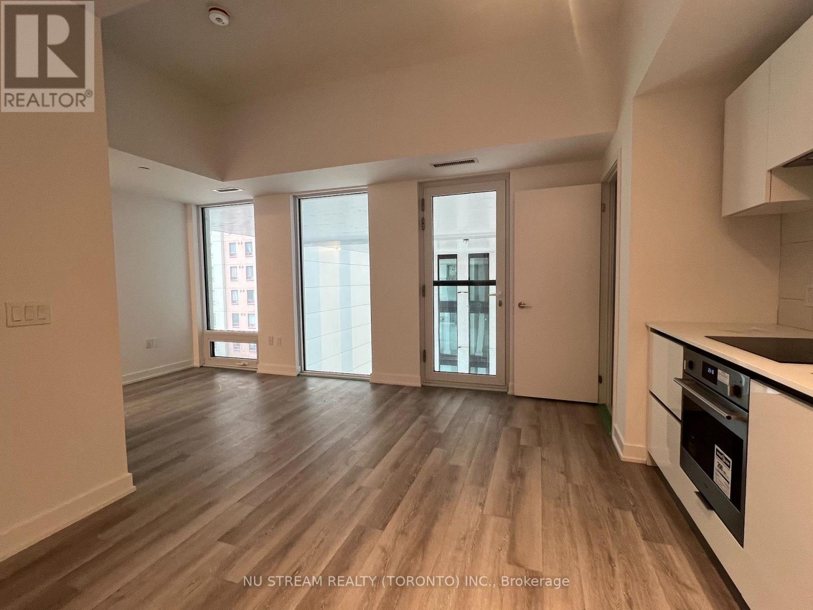 616 - 121 St. Patrick Street, Toronto, Ontario  M5T 0B8 - Photo 2 - C13544726