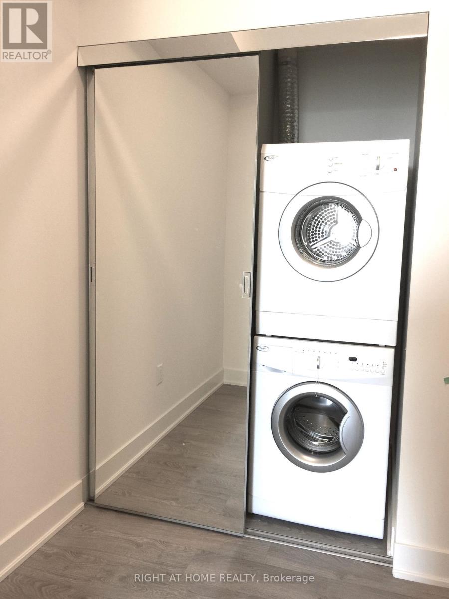 2802 - 30 Roehampton Avenue, Toronto, Ontario  M4P 1R2 - Photo 11 - C13544760