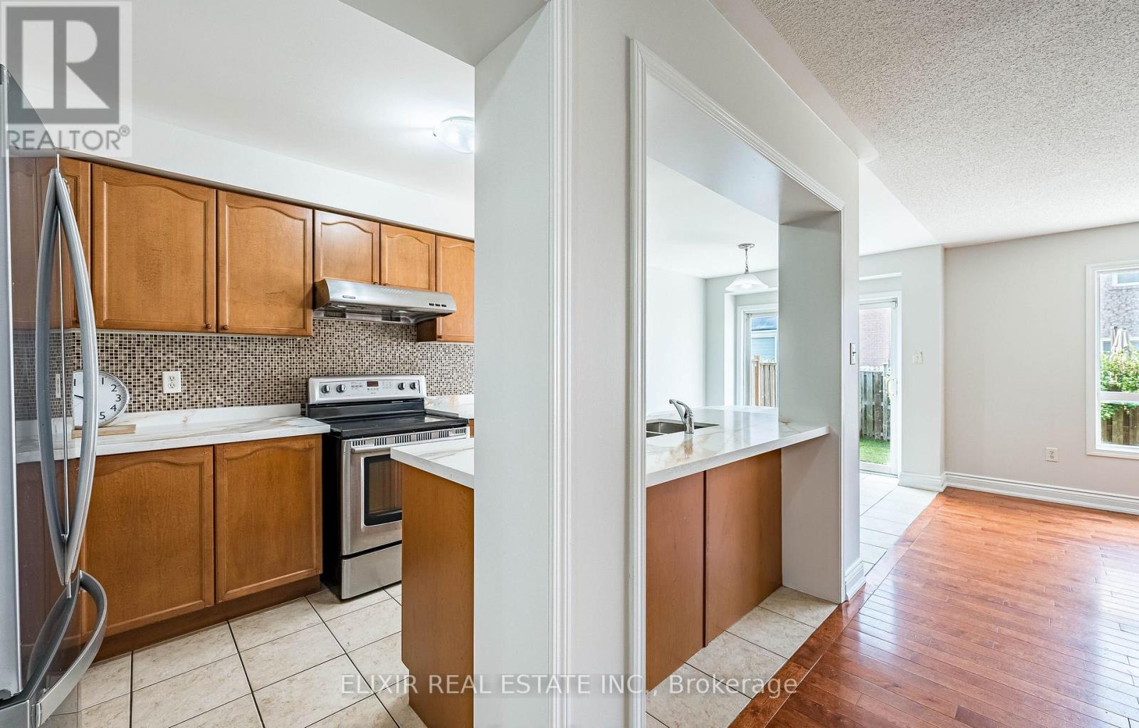 Main Level - 50 Millcar Drive, Toronto, Ontario M1B 6G4 - Photo 4 - E13544518