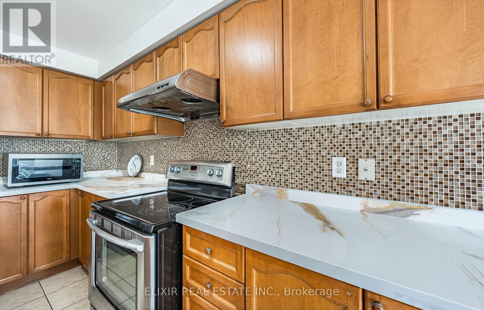 Main Level - 50 Millcar Drive, Toronto, Ontario M1B 6G4 - Photo 7 - E13544518