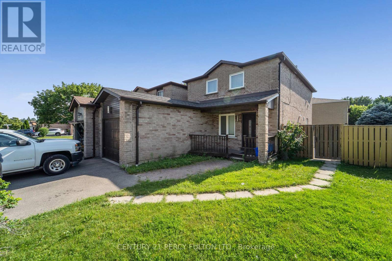 55 Chalmers Crescent, Ajax, Ontario L1S 5Z8 - Photo 2 - E13544588