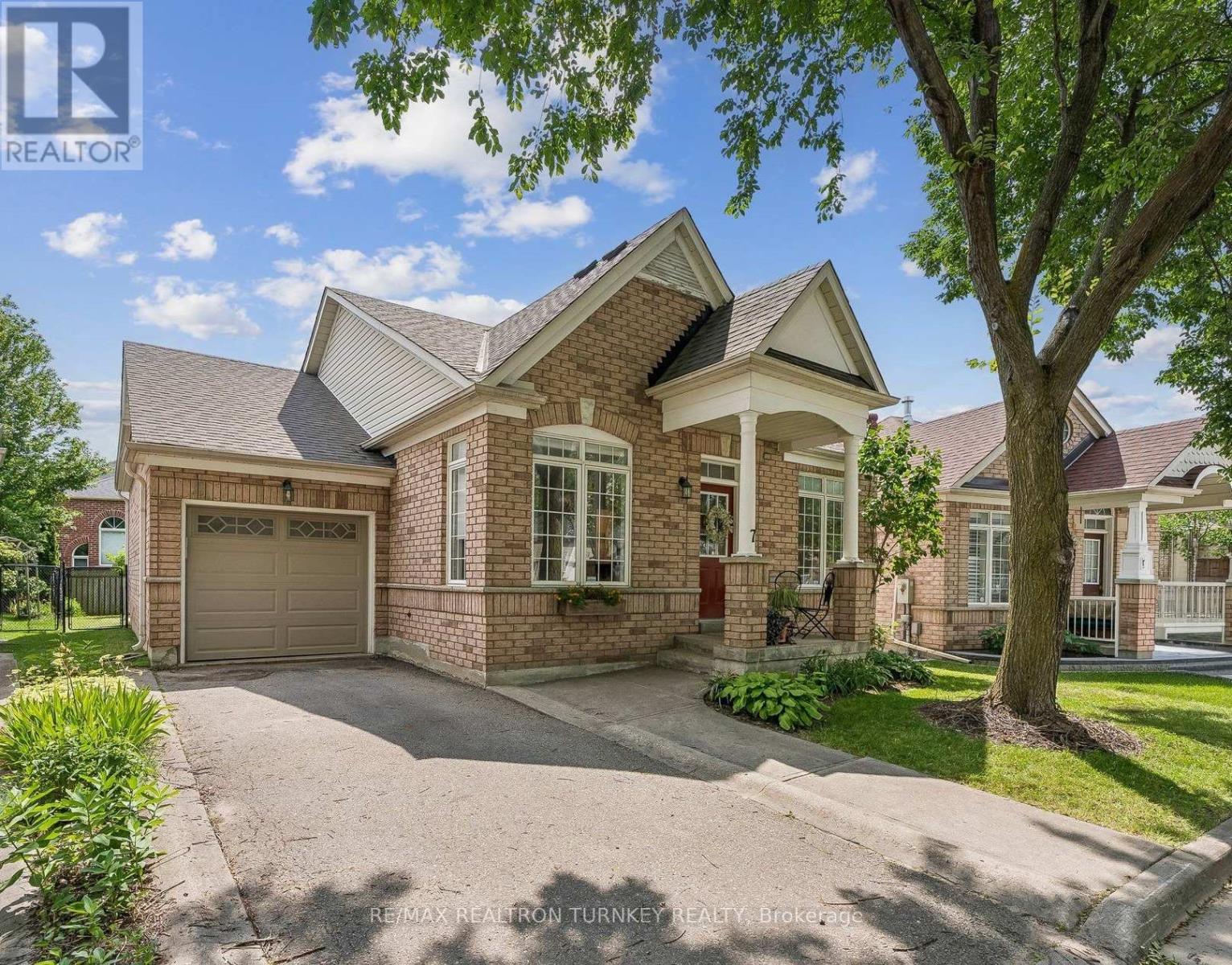 7 THOMAS BALES DRIVE, Markham, Ontario