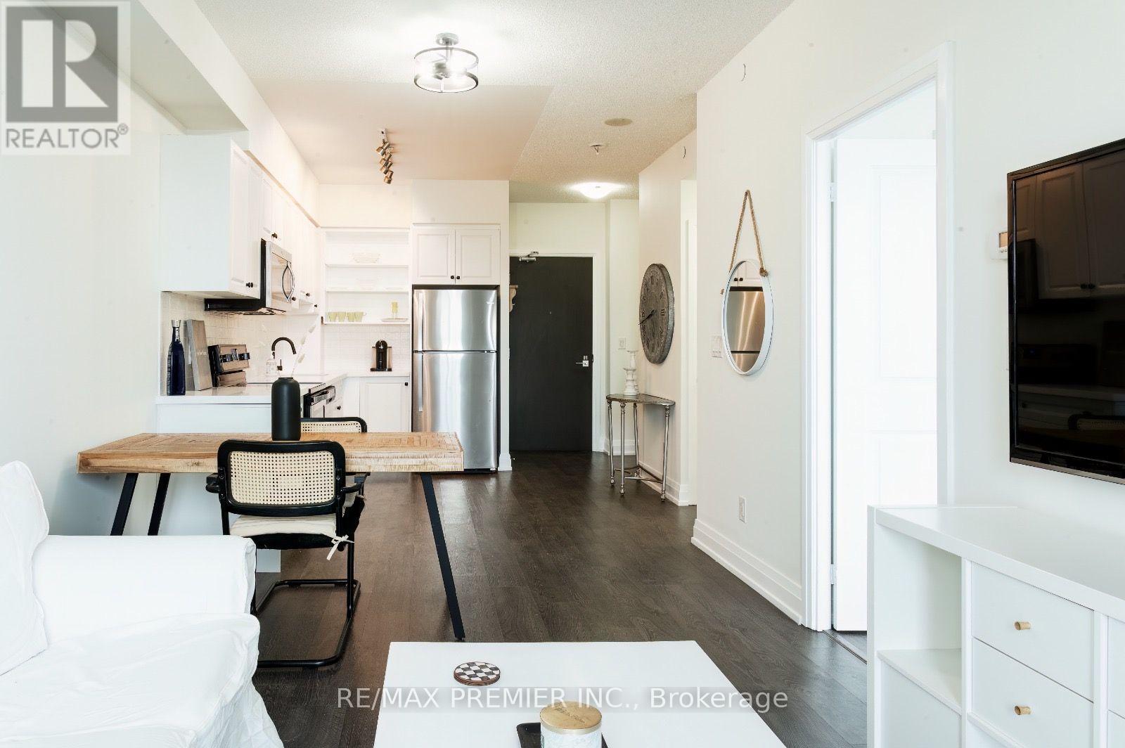 211 - 3600 Highway 7 Road, Vaughan, Ontario L4L 0G8 - Photo 2 - N13544550