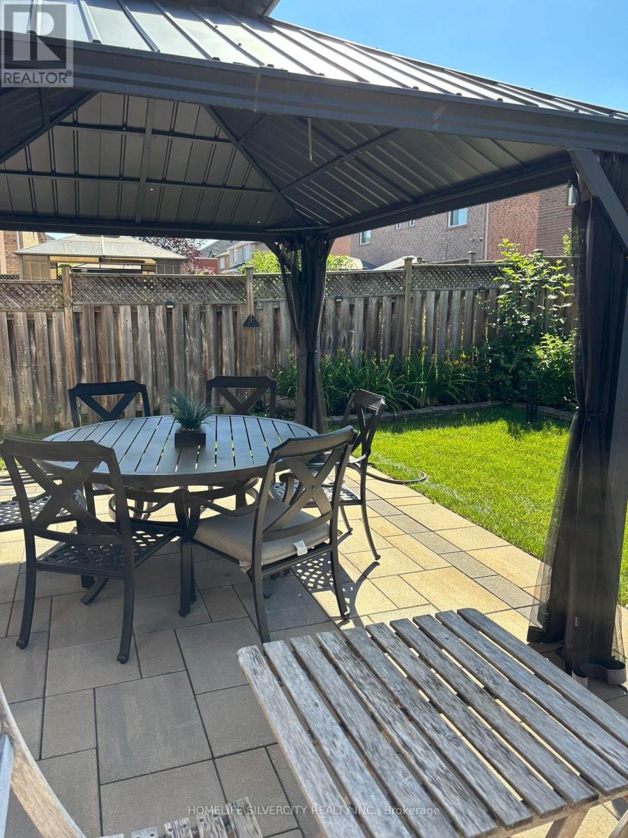 111 Edward Jeffreys Avenue, Markham, Ontario  L6E 1W1 - Photo 20 - N13544618