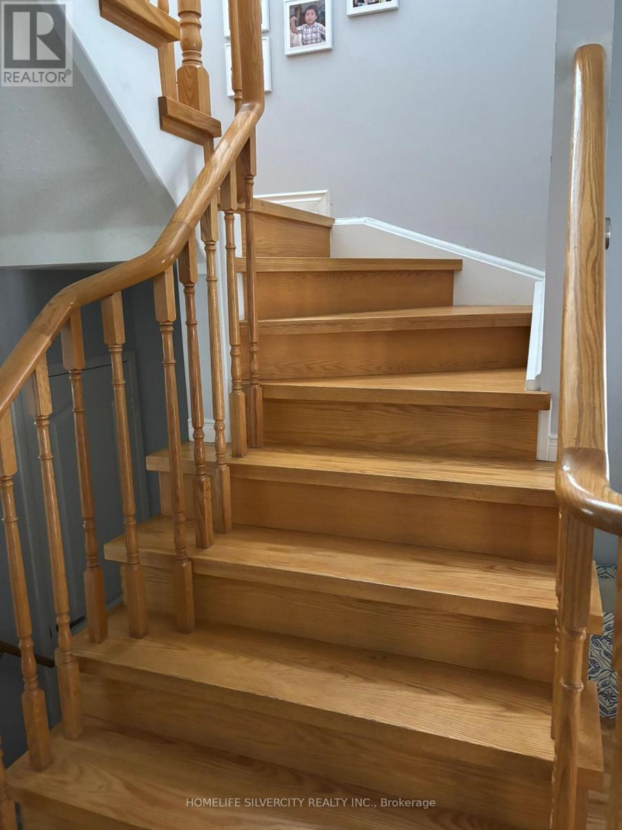 111 Edward Jeffreys Avenue, Markham, Ontario  L6E 1W1 - Photo 8 - N13544618