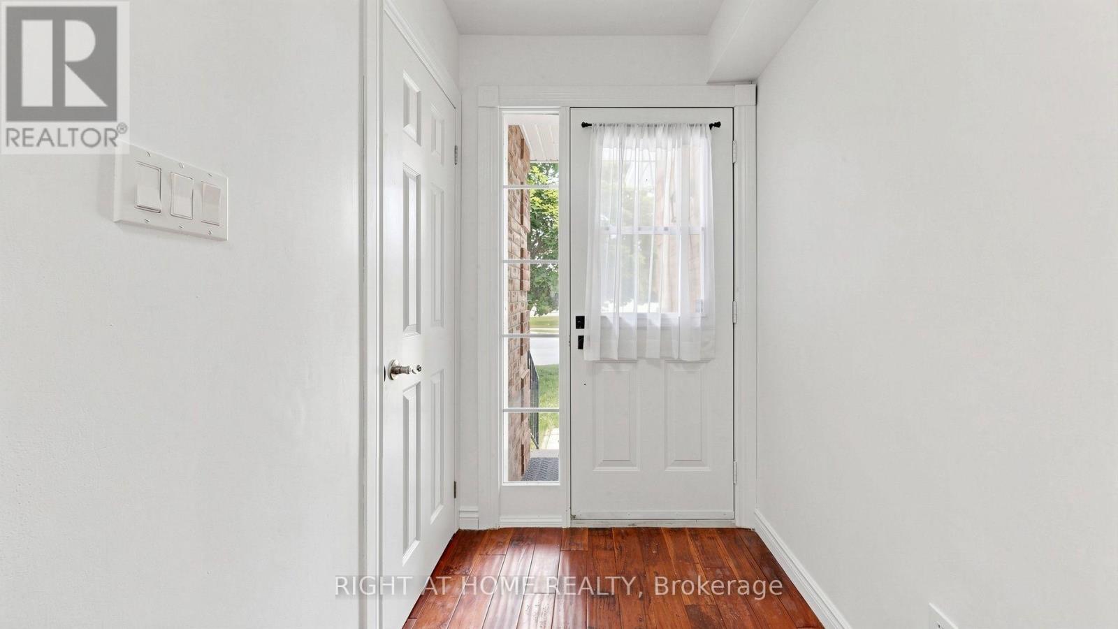 206 Fairwood Drive, Georgina, Ontario  L4P 3Y5 - Photo 23 - N13544736