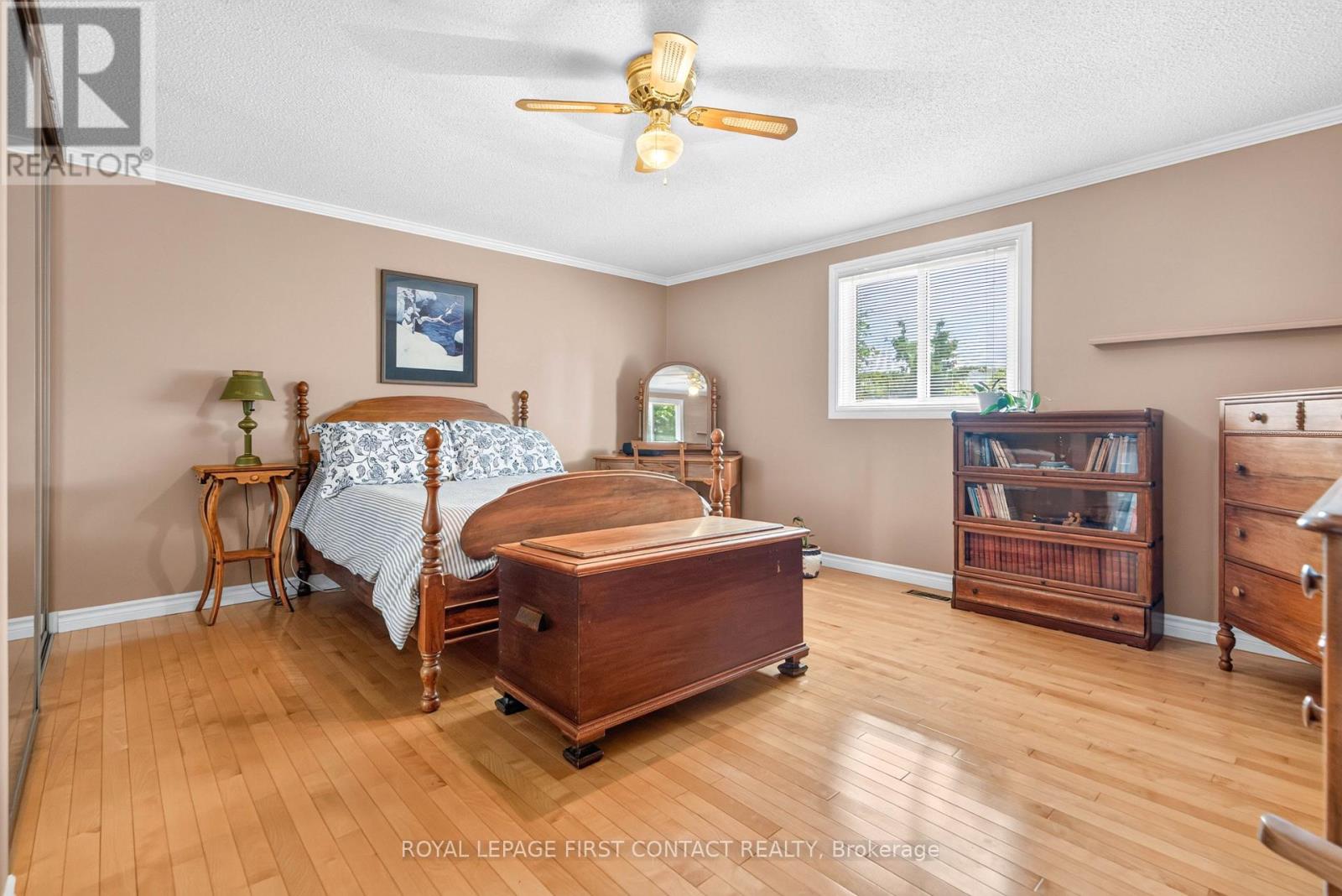180 Burns Circle, Barrie (Letitia Heights), Ontario  L4N 6A8 - Photo 7 - S13544718