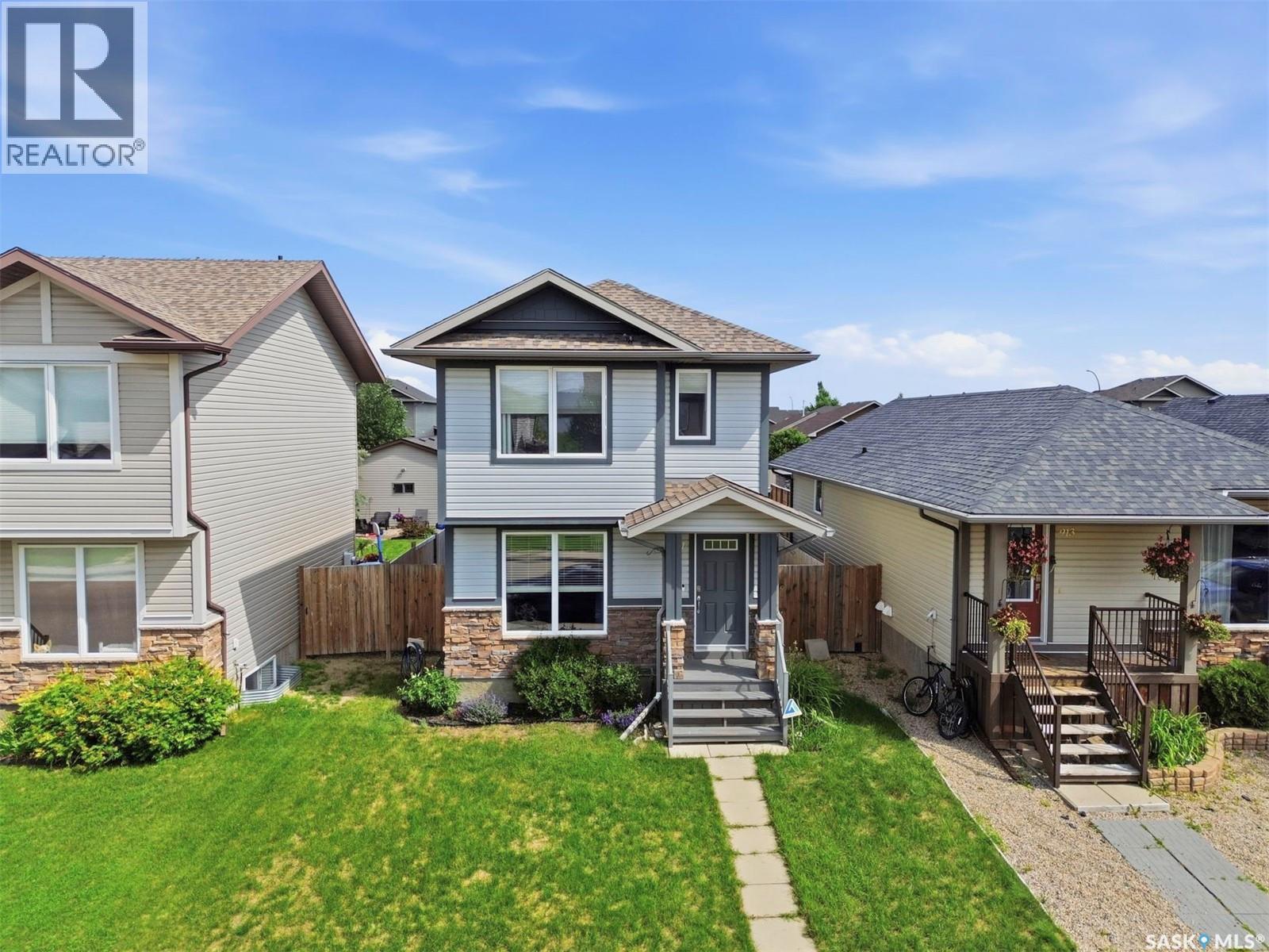 911 Glenview COVE, Martensville, Saskatchewan