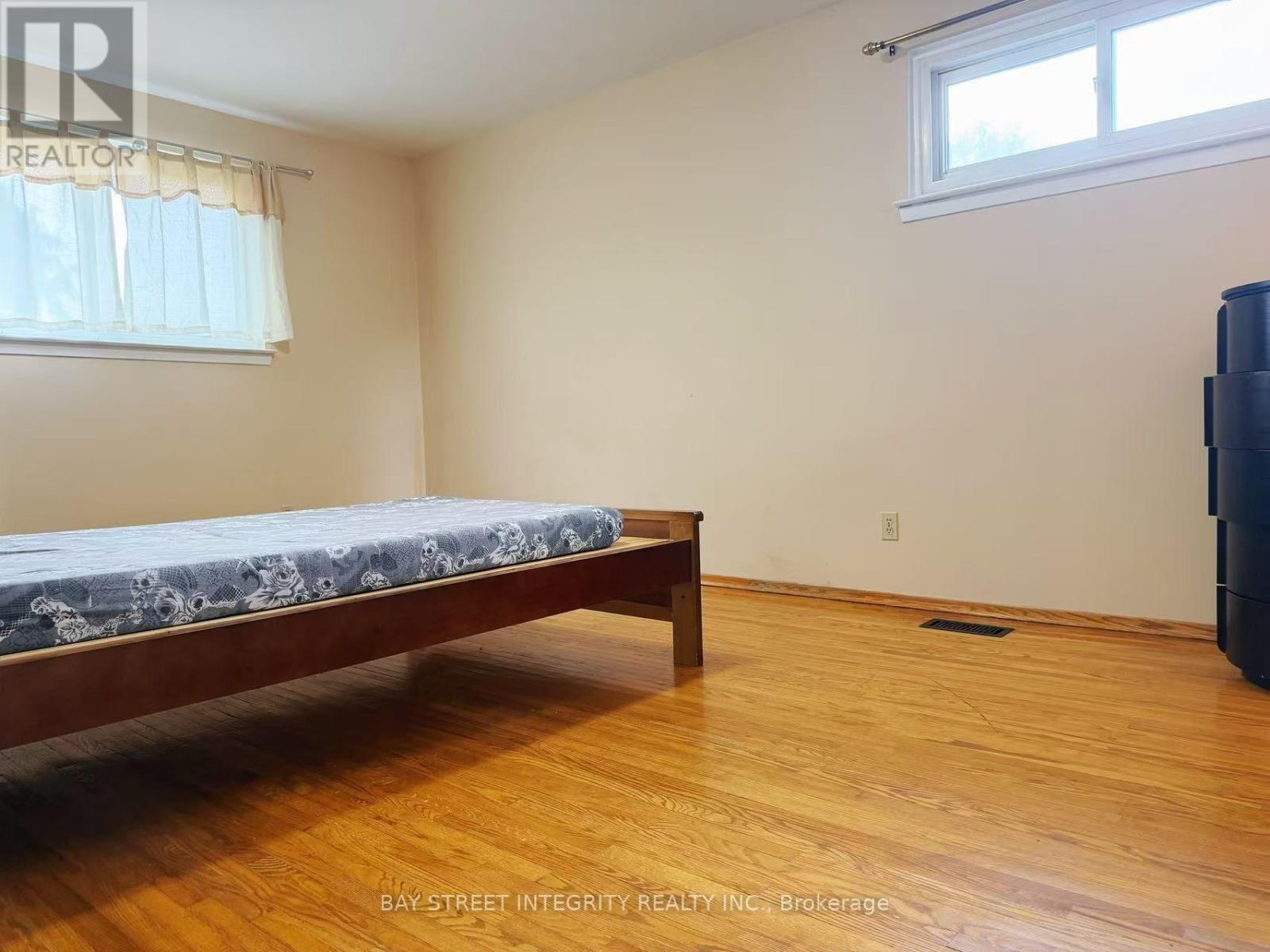 1&2 Fl - 21 Kingslake Road, Toronto, Ontario M2J 3E2 - Photo 13 - C13541434