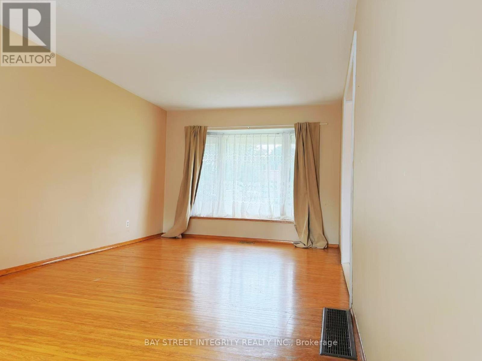 1&2 Fl - 21 Kingslake Road, Toronto, Ontario M2J 3E2 - Photo 14 - C13541434