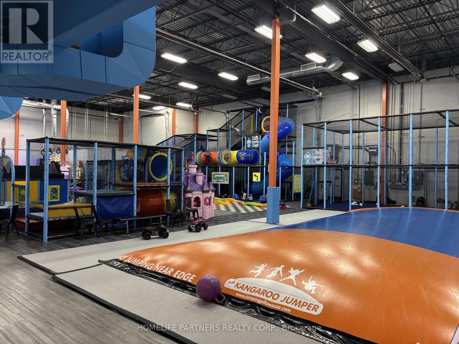 Units 1 - 4 - 155 Industrial Parkway S, Aurora, Ontario  L4G 3V5 - Photo 8 - N13155228