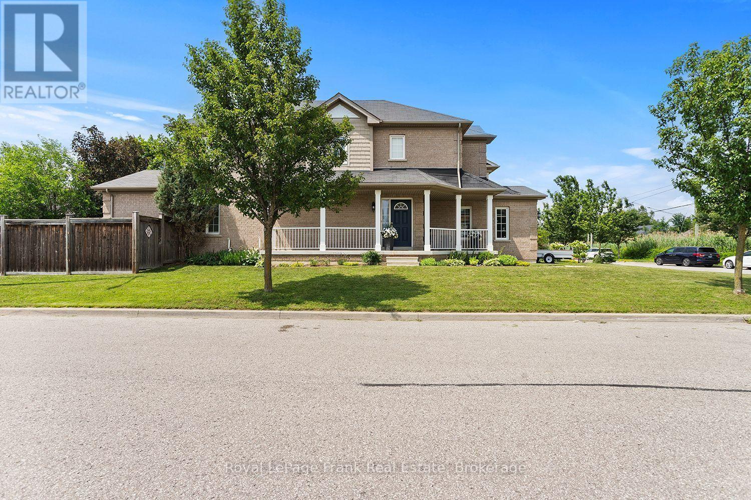 1340 Wadebridge Crescent, Oshawa, Ontario  L1K 3B2 - Photo 2 - E13542846