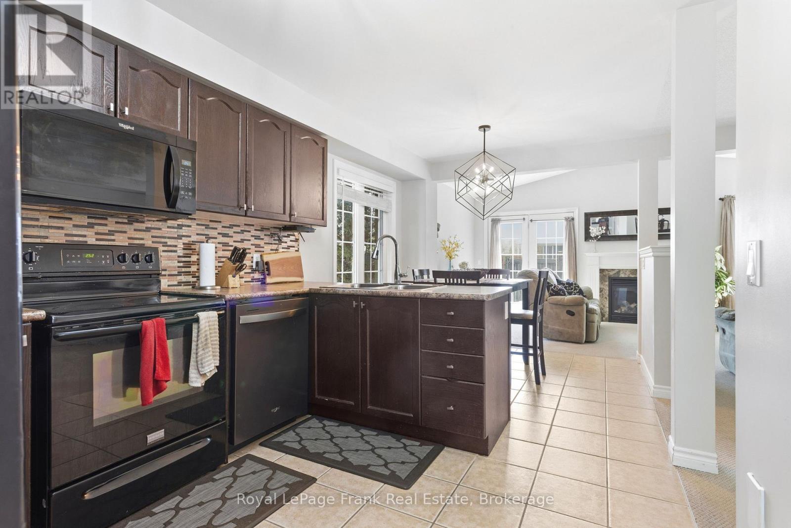 1340 Wadebridge Crescent, Oshawa, Ontario  L1K 3B2 - Photo 8 - E13542846