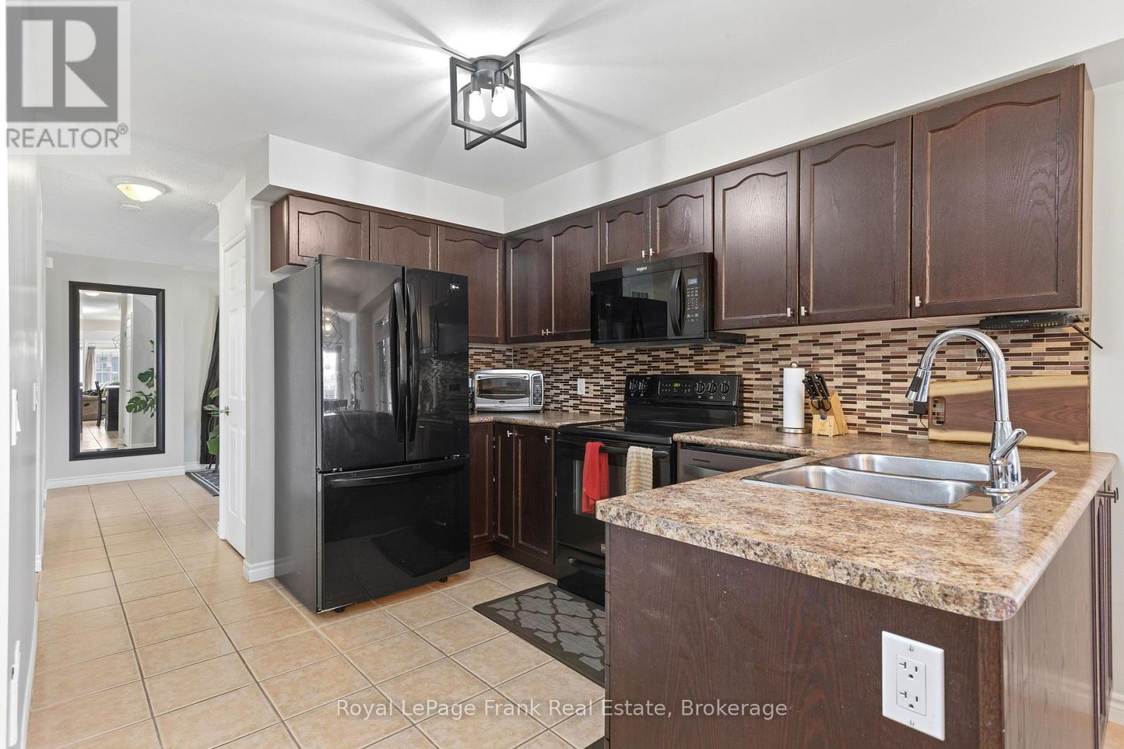 1340 Wadebridge Crescent, Oshawa, Ontario  L1K 3B2 - Photo 9 - E13542846