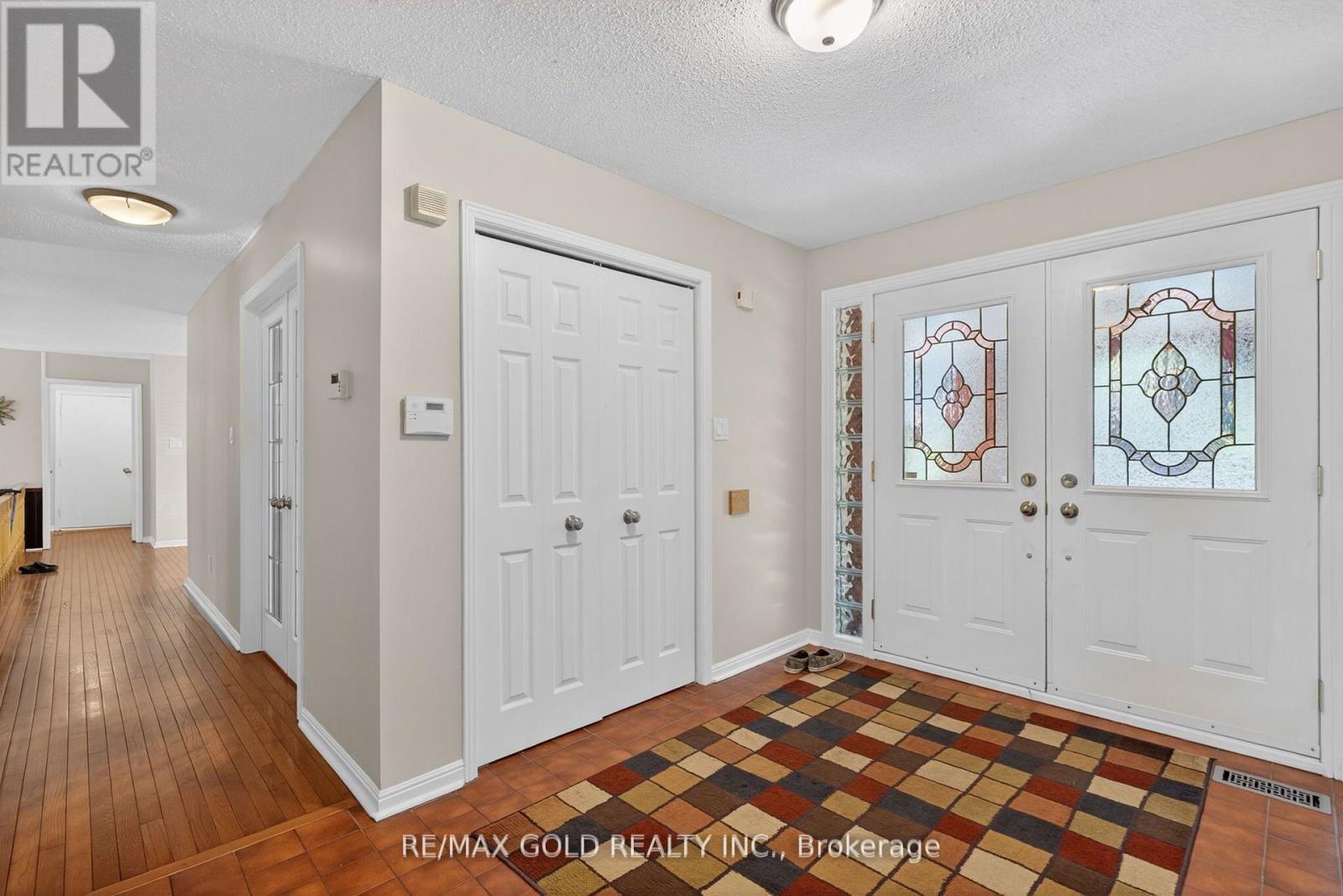 14 Cairnmore Court, Brampton, Ontario L6Z 1T6 - Photo 8 - W13544516