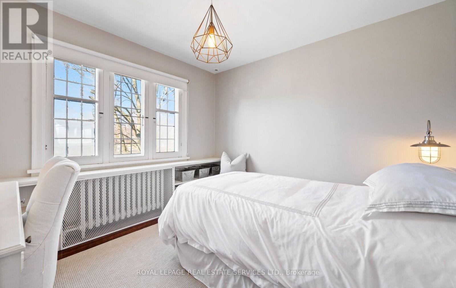 60 Thompson Avenue, Toronto, Ontario  M8Z 3T4 - Photo 26 - W13544646
