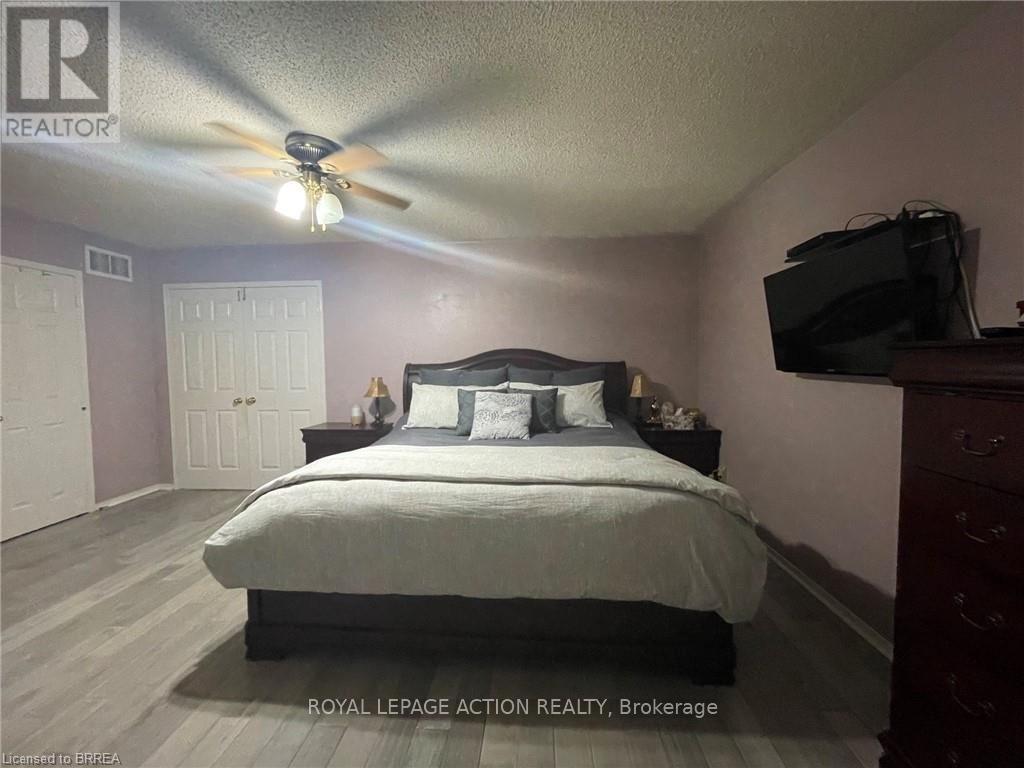 30 Hollybush Street, Brampton, Ontario  L6R 1A5 - Photo 17 - W13544706