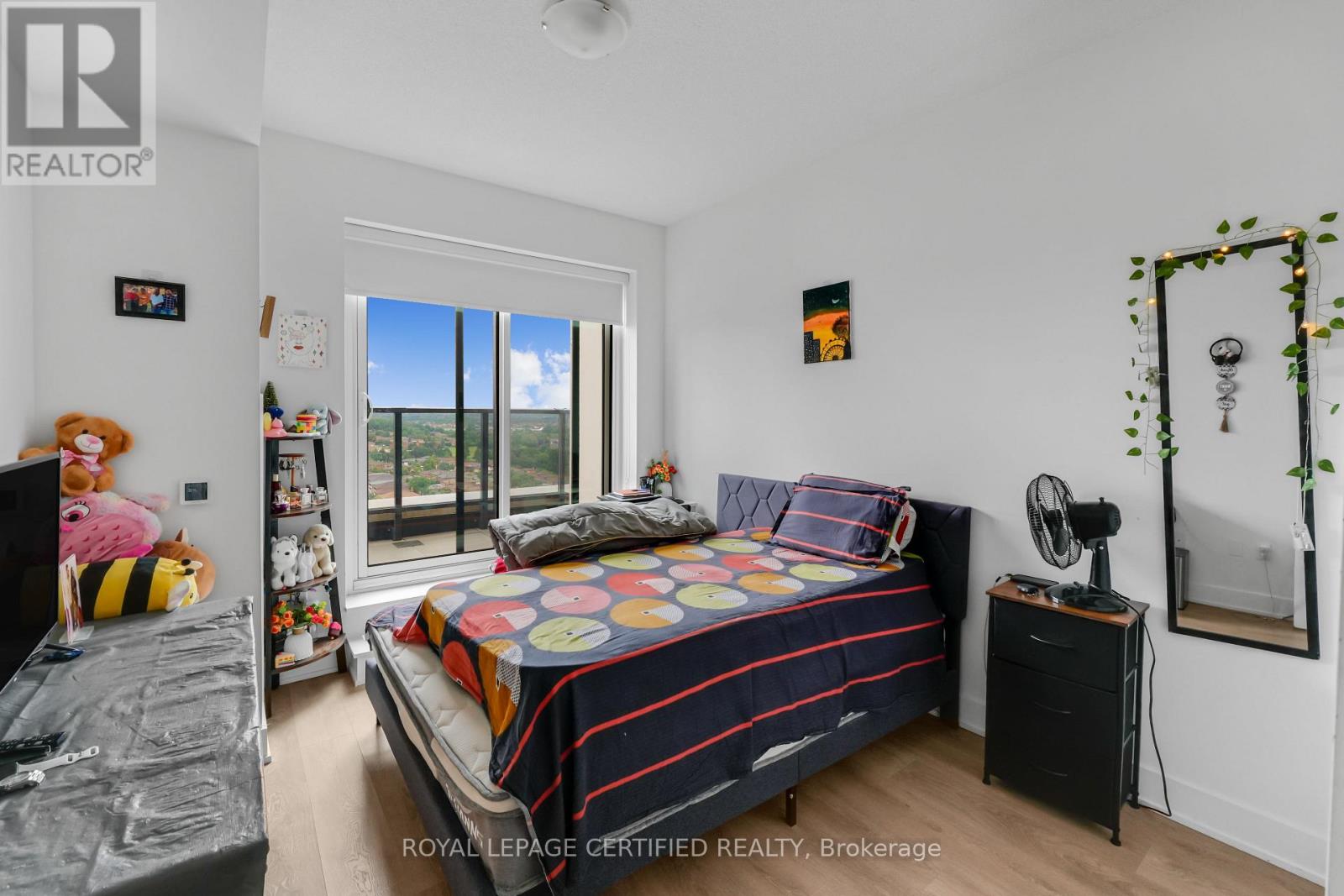 1803 - 202 Burnhamthorpe Road E, Mississauga, Ontario  L5A 4L4 - Photo 22 - W13544722
