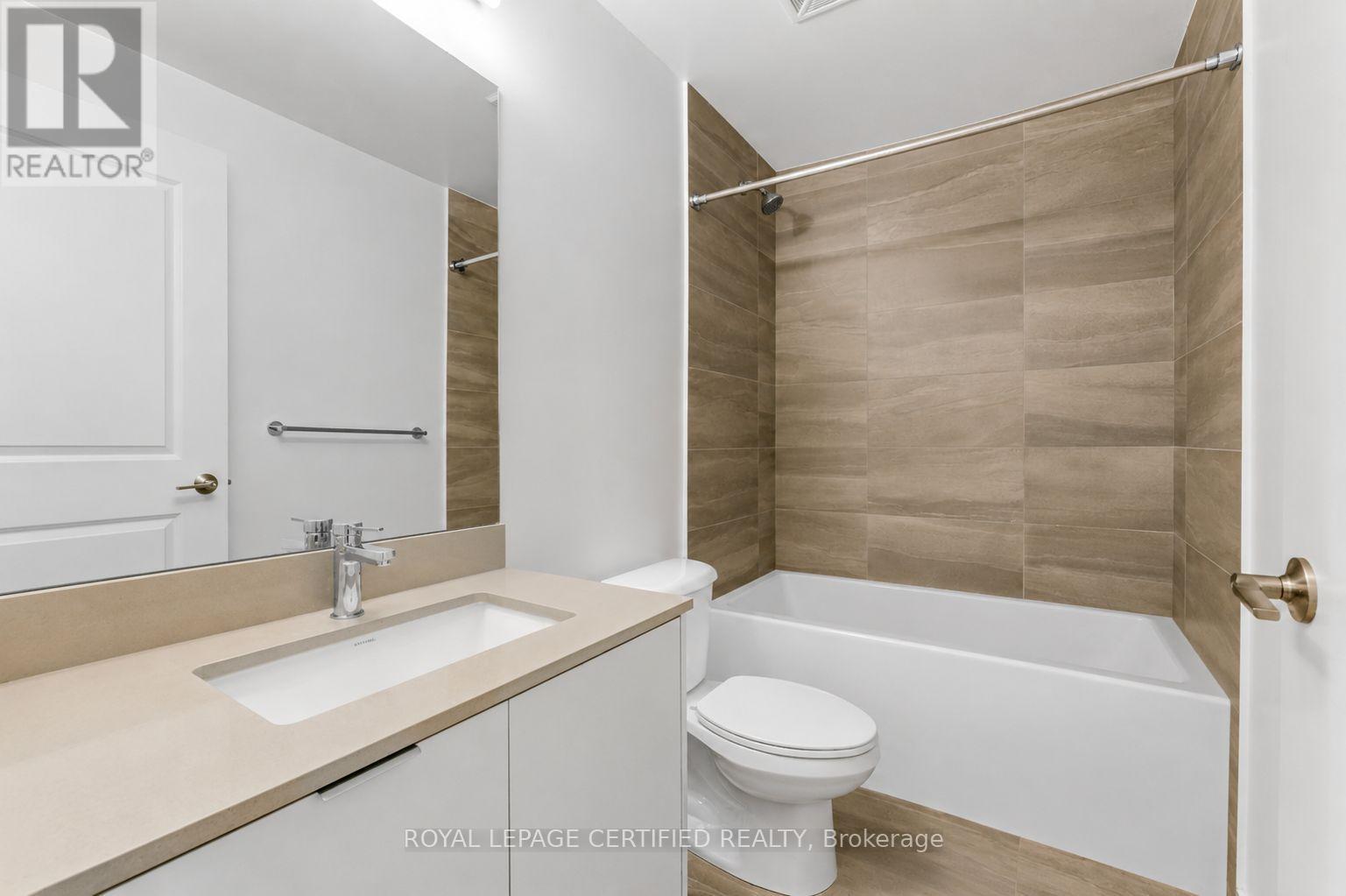 1803 - 202 Burnhamthorpe Road E, Mississauga, Ontario  L5A 4L4 - Photo 25 - W13544722