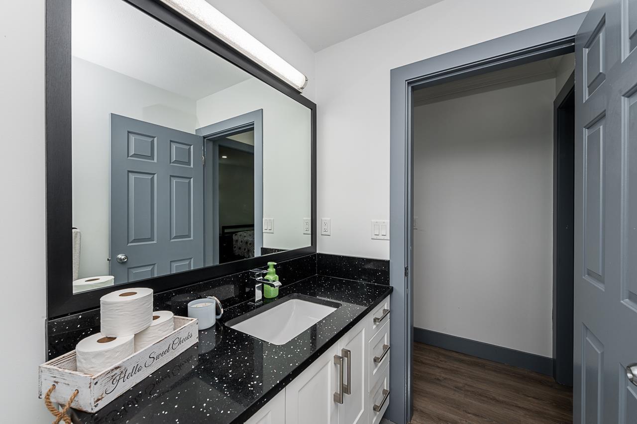 8902 142a Street, Surrey, British Columbia  V3V 7T1 - Photo 25 - R3144150
