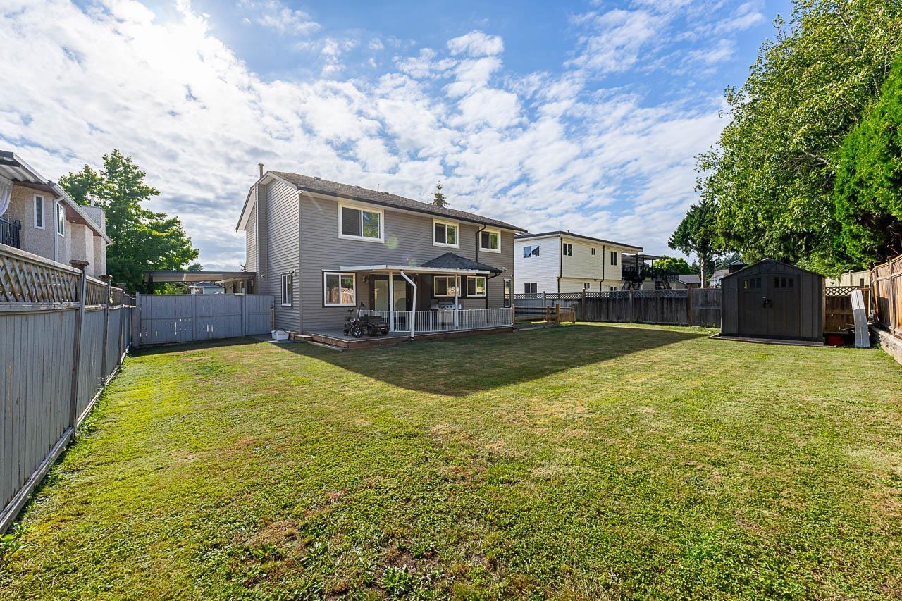 8902 142a Street, Surrey, British Columbia  V3V 7T1 - Photo 39 - R3144150