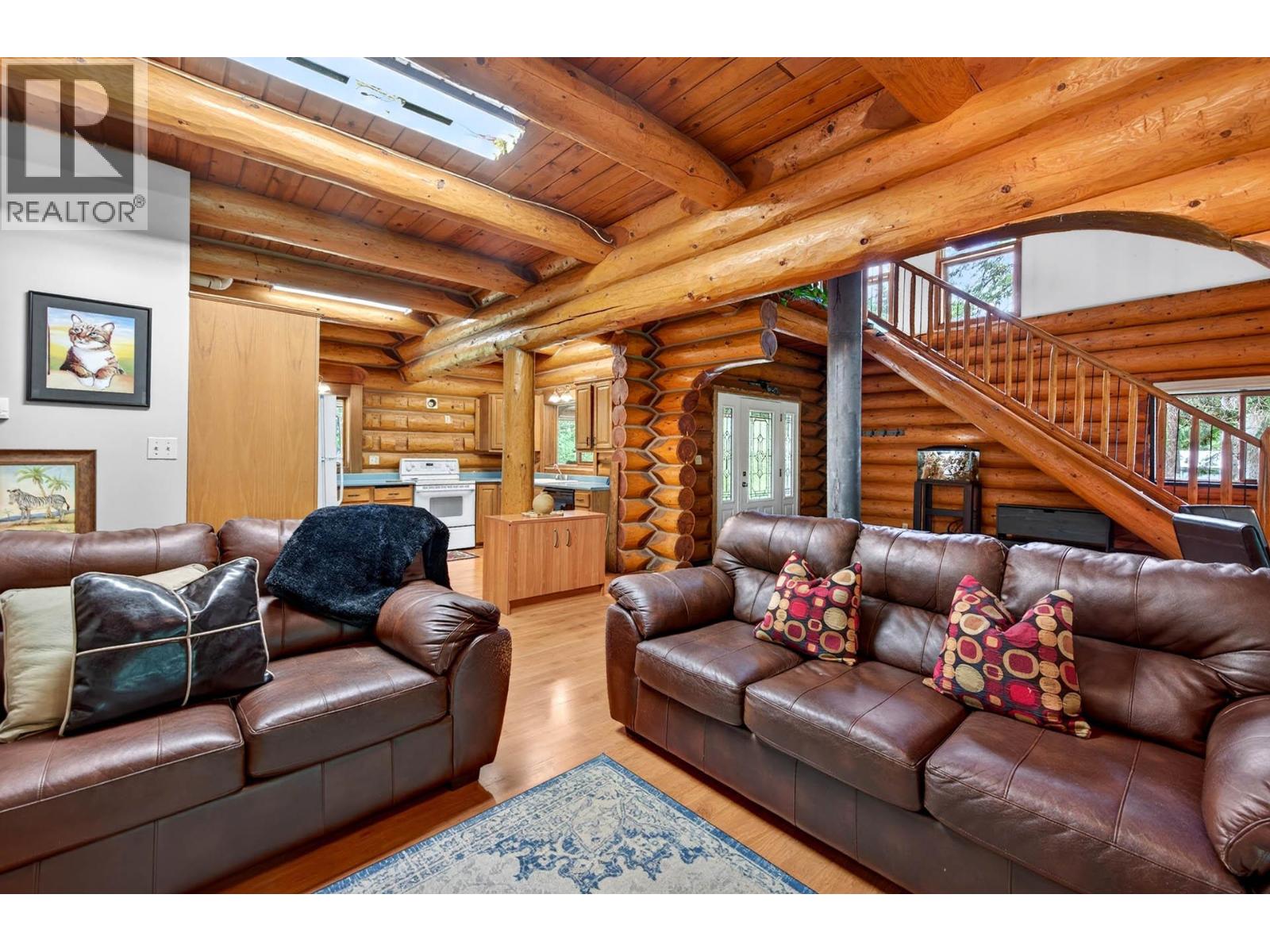 6041 Creek Side Road, Barriere, British Columbia  V0E 1E0 - Photo 11 - 10391438