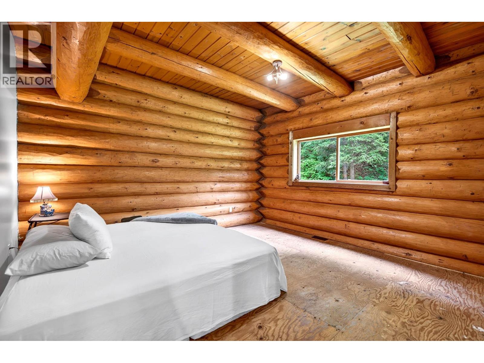 6041 Creek Side Road, Barriere, British Columbia  V0E 1E0 - Photo 15 - 10391438