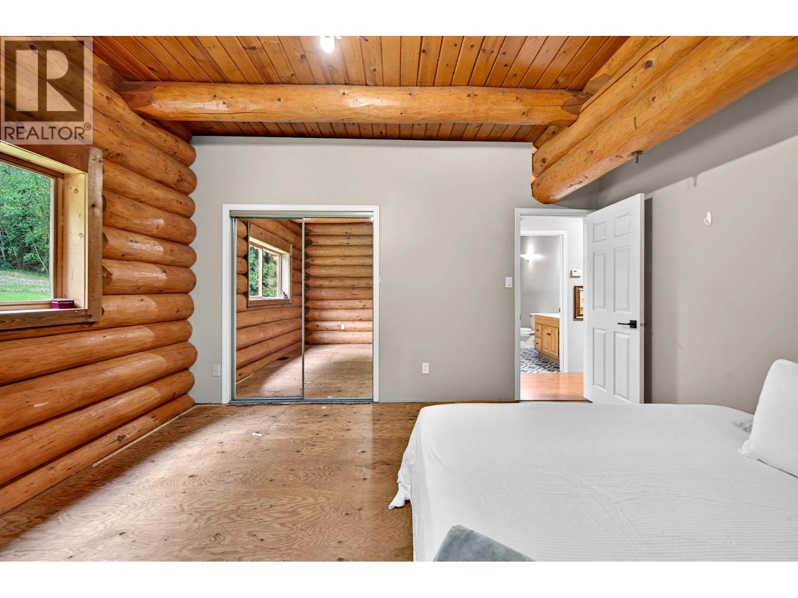 6041 Creek Side Road, Barriere, British Columbia  V0E 1E0 - Photo 16 - 10391438