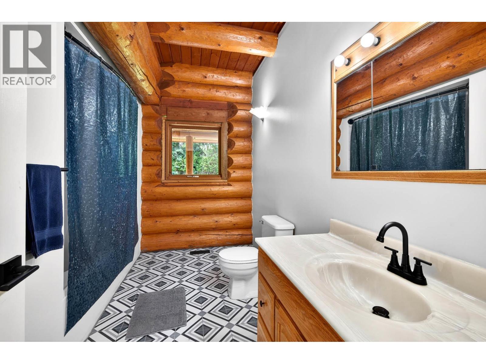 6041 Creek Side Road, Barriere, British Columbia  V0E 1E0 - Photo 17 - 10391438