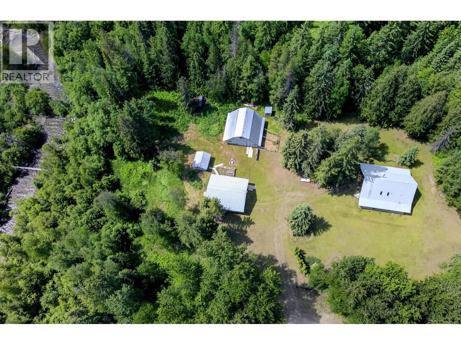 6041 Creek Side Road, Barriere, British Columbia  V0E 1E0 - Photo 36 - 10391438