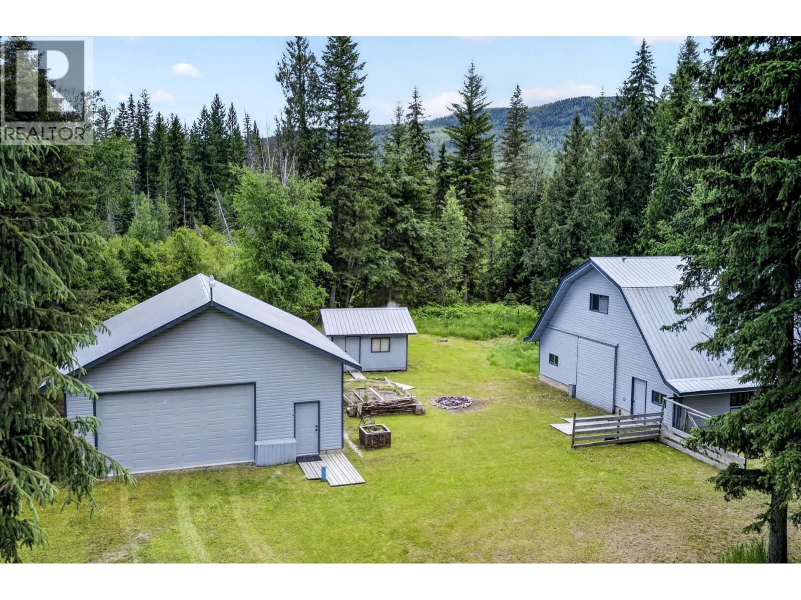 6041 Creek Side Road, Barriere, British Columbia  V0E 1E0 - Photo 37 - 10391438