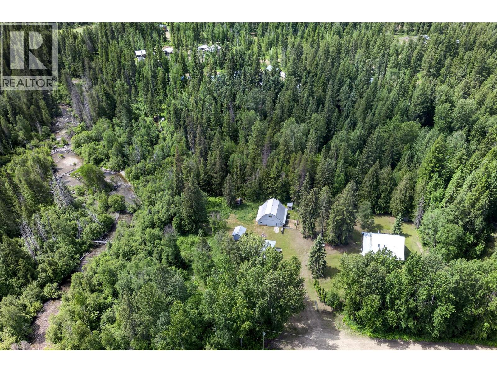 6041 Creek Side Road, Barriere, British Columbia  V0E 1E0 - Photo 47 - 10391438