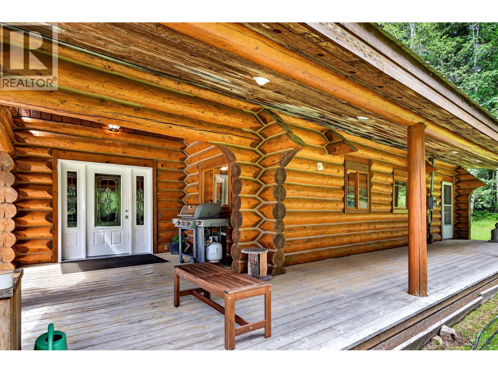 6041 Creek Side Road, Barriere, British Columbia  V0E 1E0 - Photo 7 - 10391438