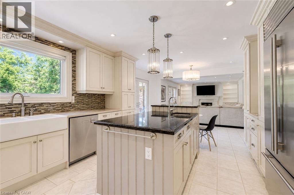 1251 Lakeshore Road E, Oakville, Ontario  L6J 1L5 - Photo 13 - 40845986