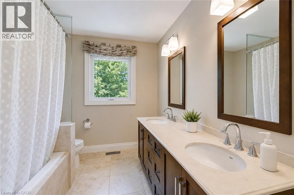 1251 Lakeshore Road E, Oakville, Ontario  L6J 1L5 - Photo 30 - 40845986
