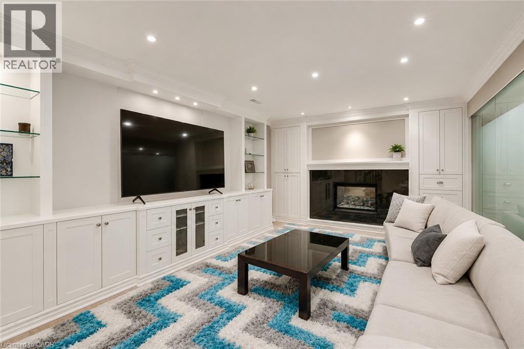 1251 Lakeshore Road E, Oakville, Ontario  L6J 1L5 - Photo 31 - 40845986