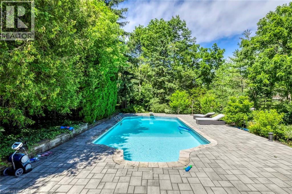 1251 Lakeshore Road E, Oakville, Ontario  L6J 1L5 - Photo 37 - 40845986