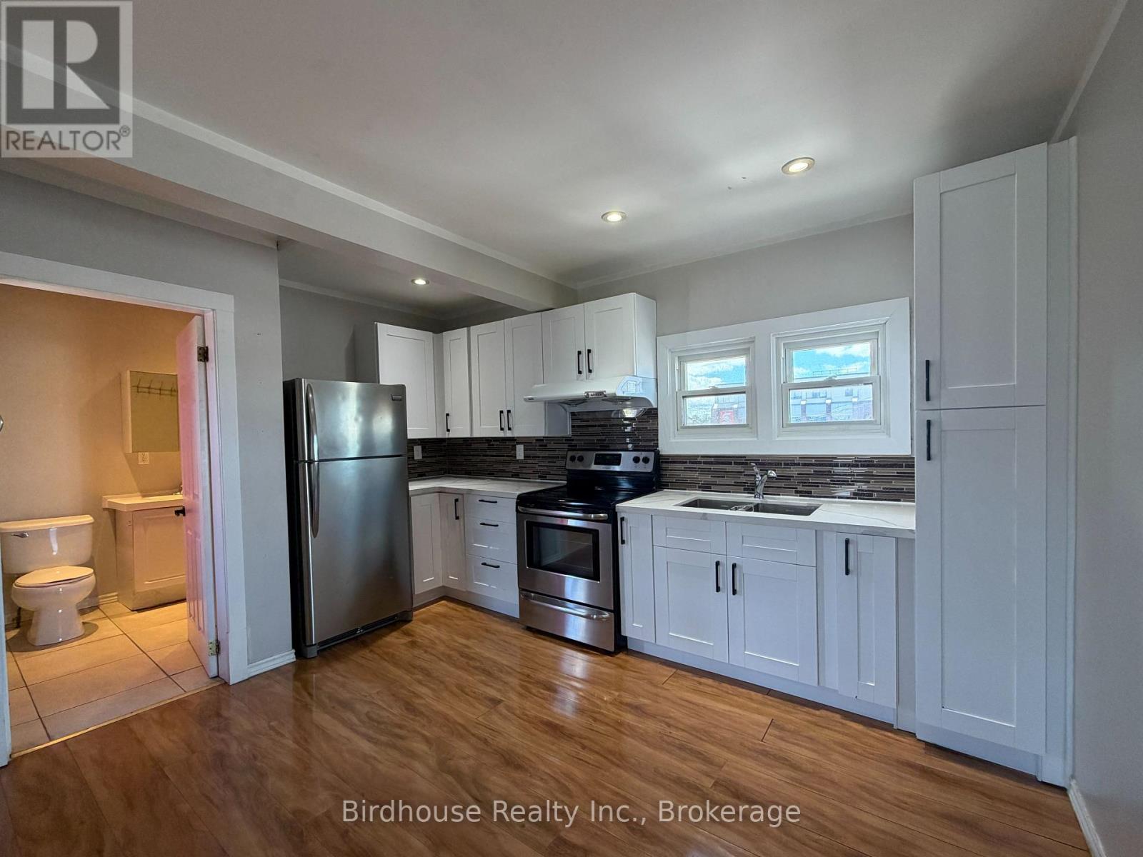 60 Russell Street W, Kawartha Lakes, Ontario  K9V 2W9 - Photo 3 - X13544788