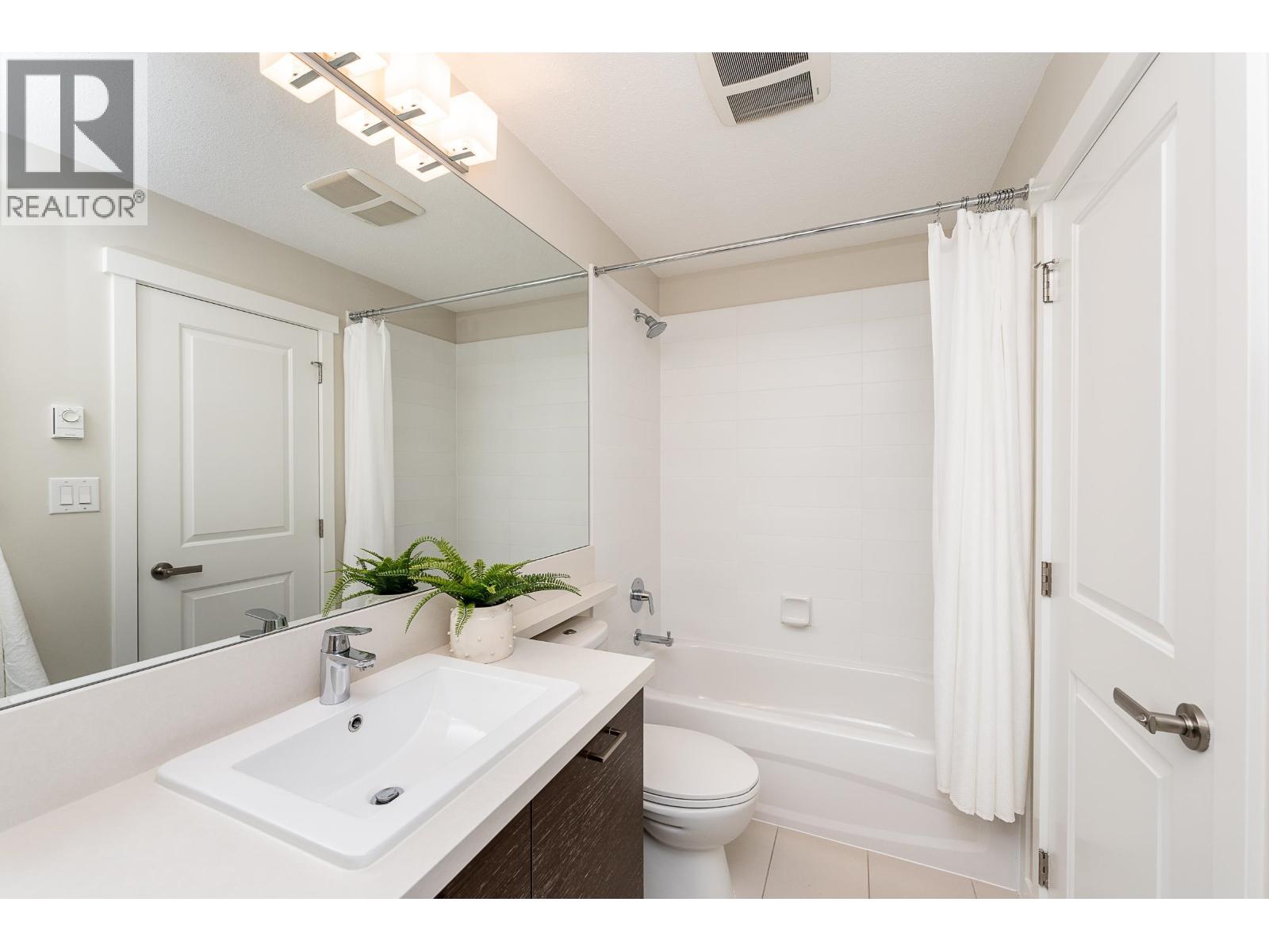25 3461 Princeton Avenue, Coquitlam, British Columbia  V3E 0M2 - Photo 23 - R3144613