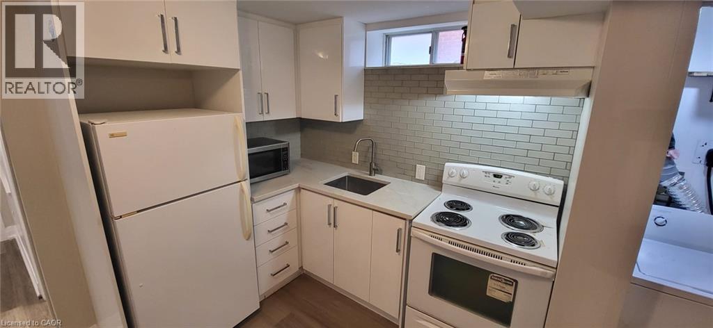 32 Albion Street Unit# Bsmt, Kitchener, Ontario  N2E 2N4 - Photo 2 - 40814967