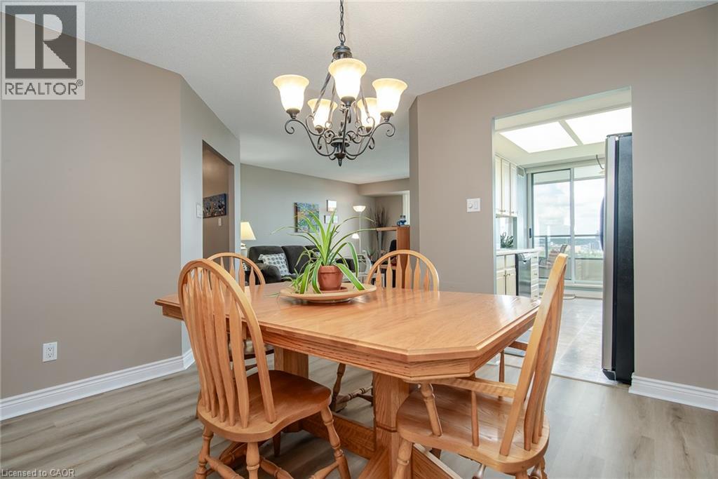6 Willow Street Unit# 2008, Waterloo, Ontario N2J 4S3 - Photo 21 - 40846469