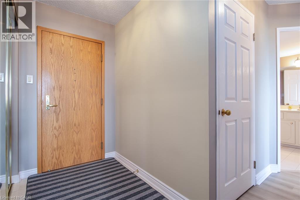 6 Willow Street Unit# 2008, Waterloo, Ontario N2J 4S3 - Photo 9 - 40846469