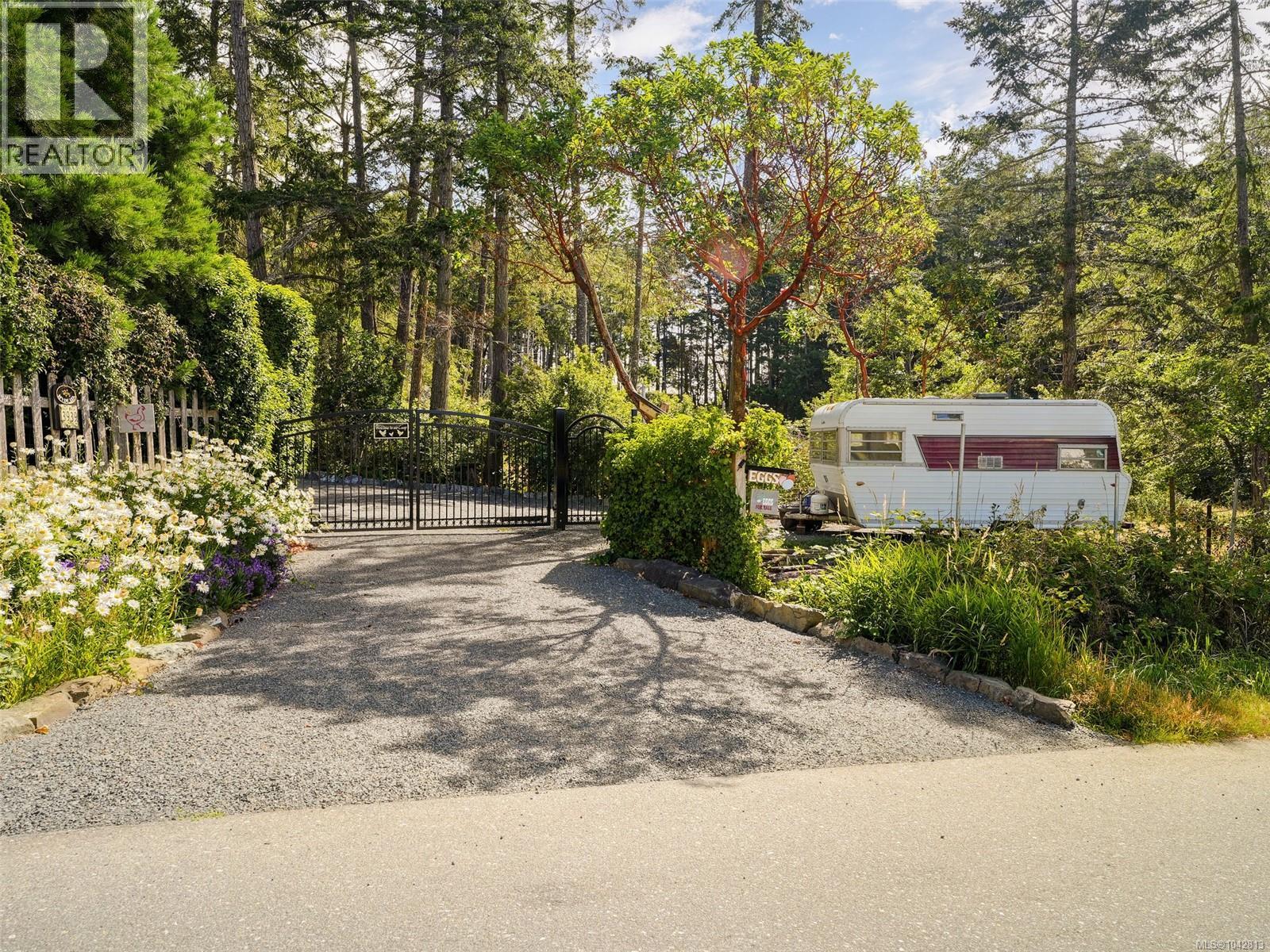 3939 Gilbert Dr, Metchosin, British Columbia  V9C 4B2 - Photo 33 - 1042813