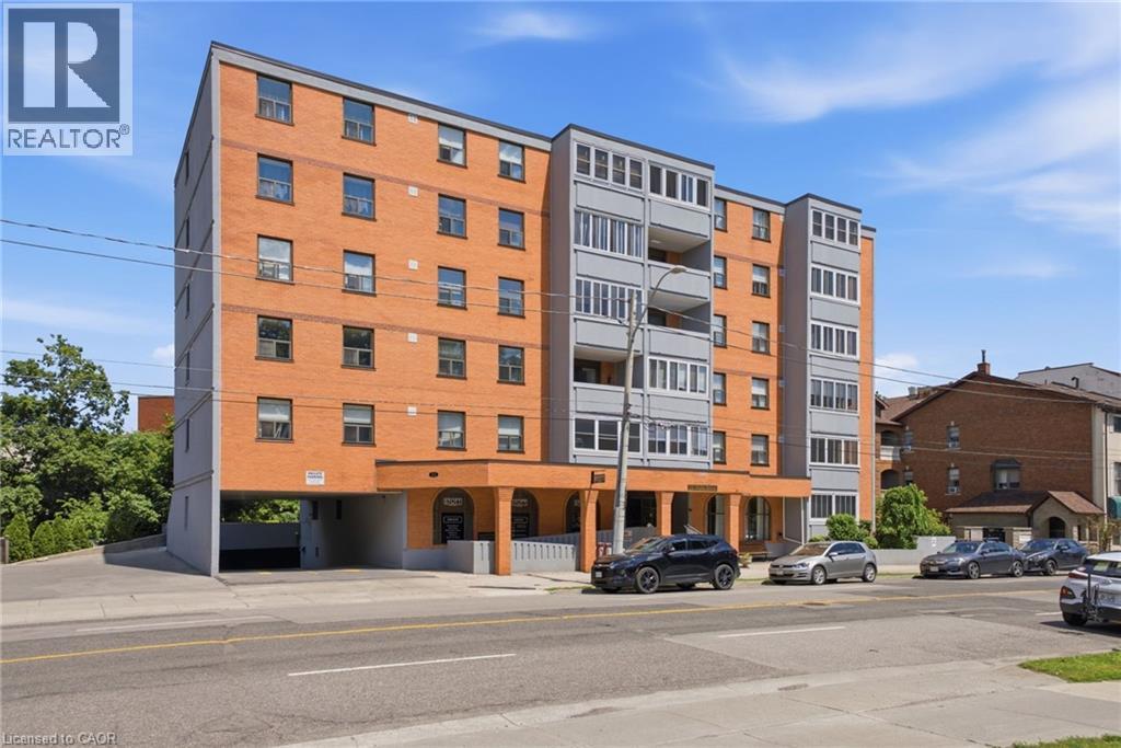 23 MAIN Street Unit# 307, Dundas