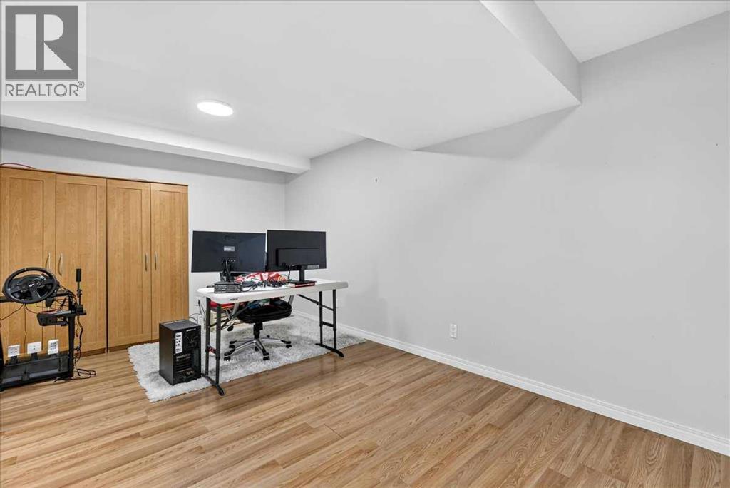 39 Bridlewood Avenue SW, Calgary, Alberta  T2Y 3T3 - Photo 28 - A2323974